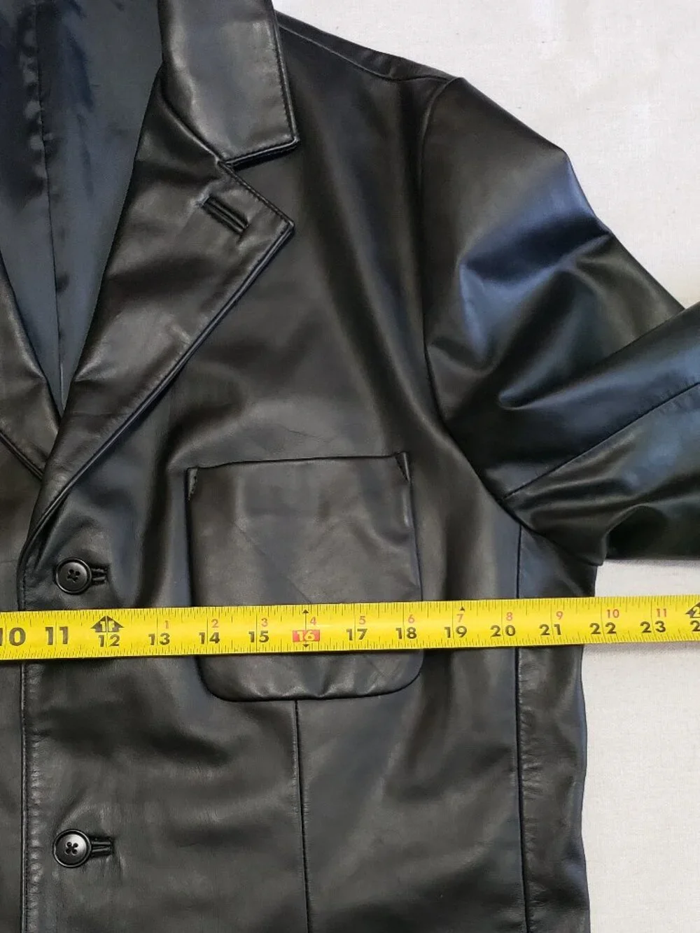 New Gap Men’s Size M Black 100% Genuine Leather Lining 3-Button Blazer/Jacket
